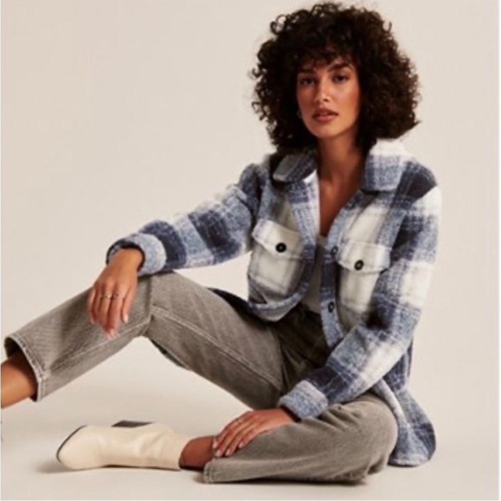 Abercrombie & Fitch Blue and White Plaid Shacket